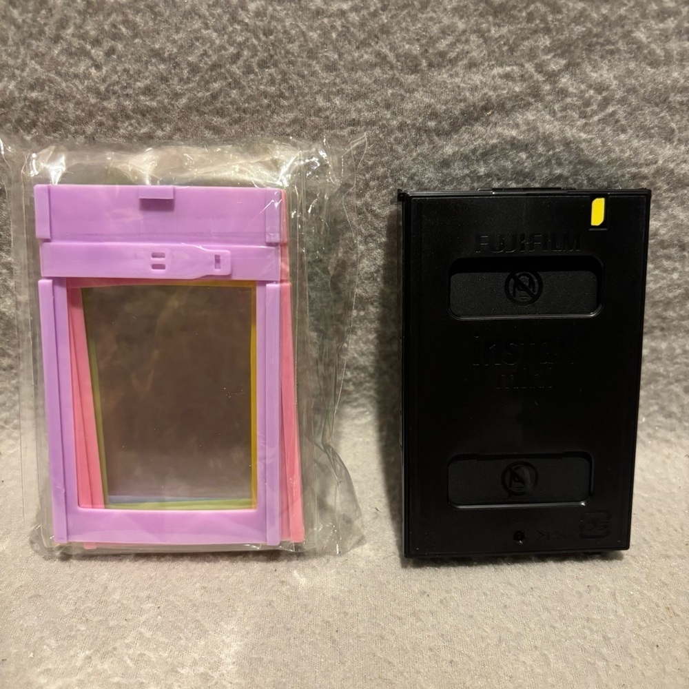 Digipower Instant Camera Accessory KIT - Picture 6 of 8